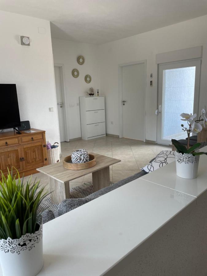 Apartment Roko Trogir Eksteriør bilde