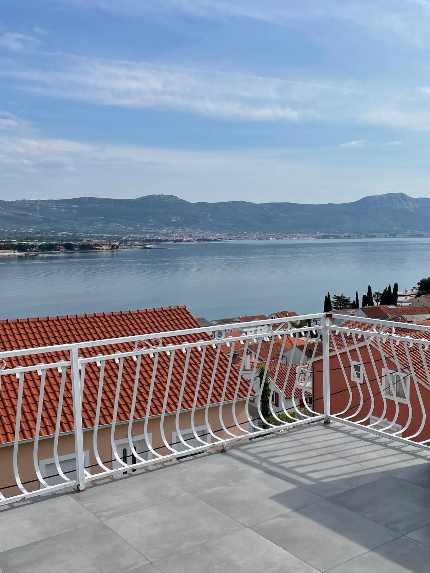 Apartment Roko Trogir Eksteriør bilde